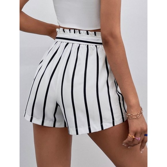 Paper Bag Waist Shorts Striped size S 4 Black White Loose Tie Front Belt Shein - Picture 2 of 6